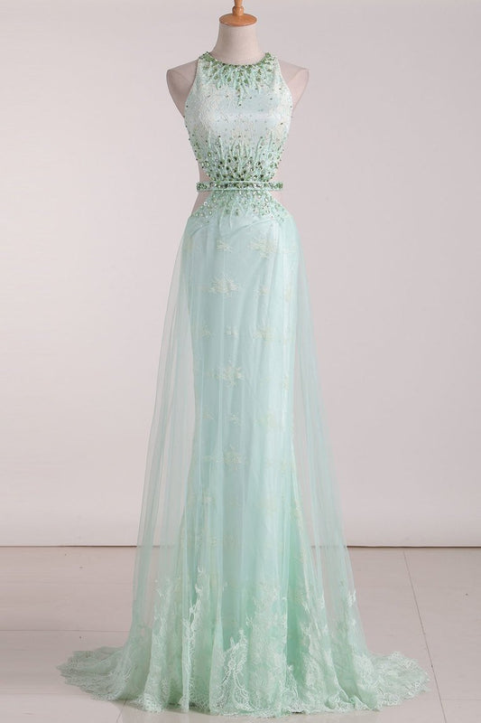 Scoop Mermaid Tulle Prom Dresses With Beads And Applique