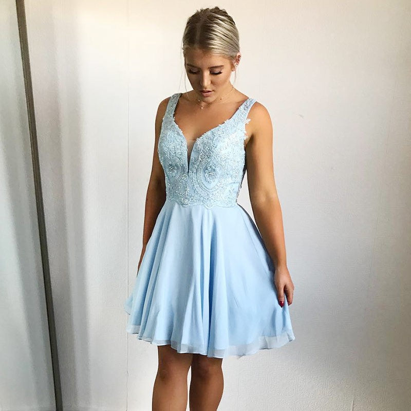 V Neck Sleeveless Appliques Cassidy Blue Chiffon A Line Homecoming Dresses Pleated Flowers Short