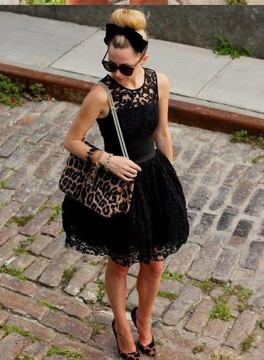 A-Line Jewel Dalia Short Black Lace Homecoming Dresses 2024