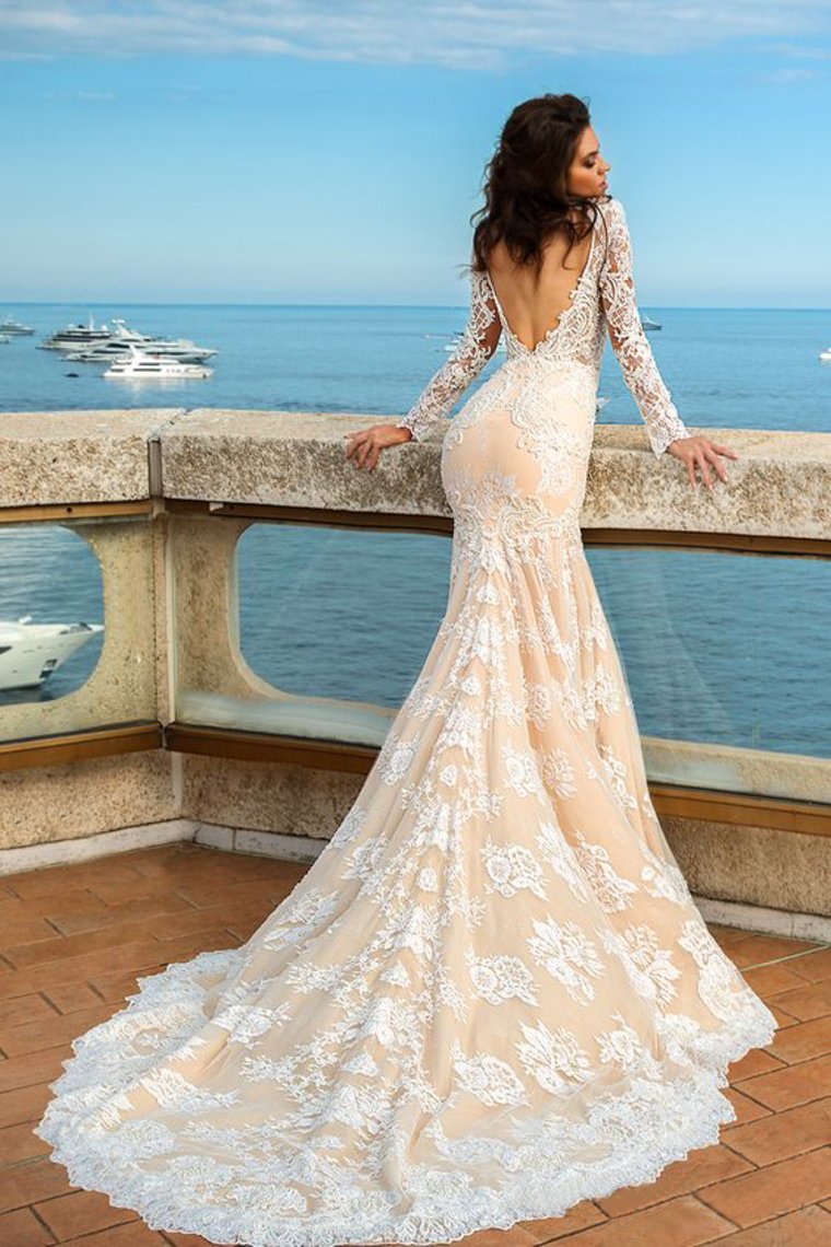 2024 Tulle Scoop Long Sleeves With Applique Mermaid Wedding Dresses