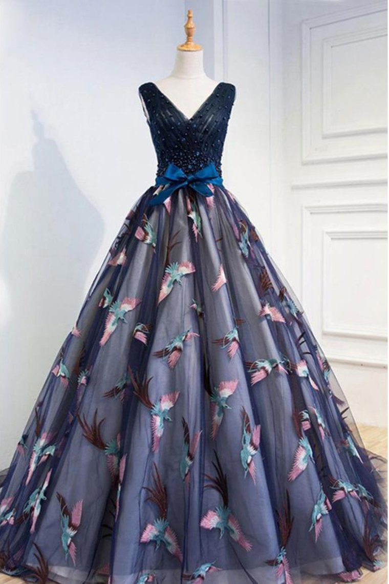 Beautiful Prom Dresses Ball Gown V Neck Lace Beading Bowknot Tulle Evening Dress