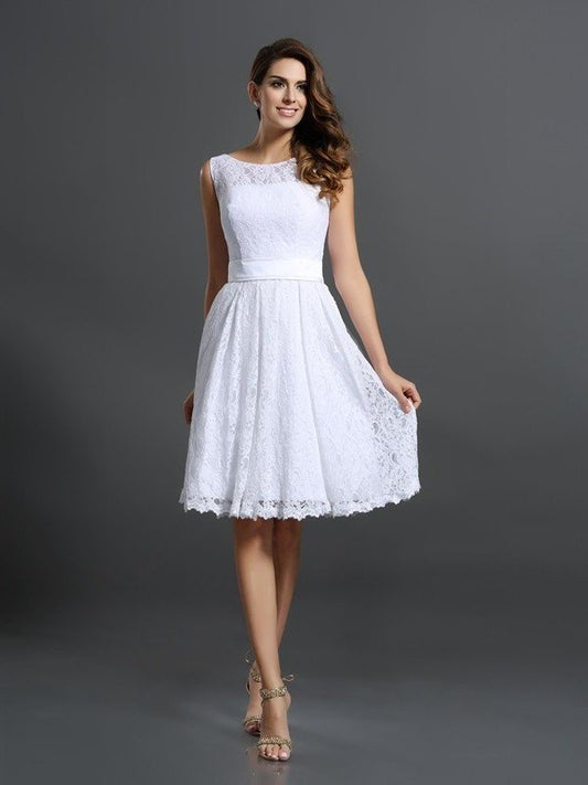 Scoop A-Line/Princess Sleeveless Short Lace Bridesmaid Dresses