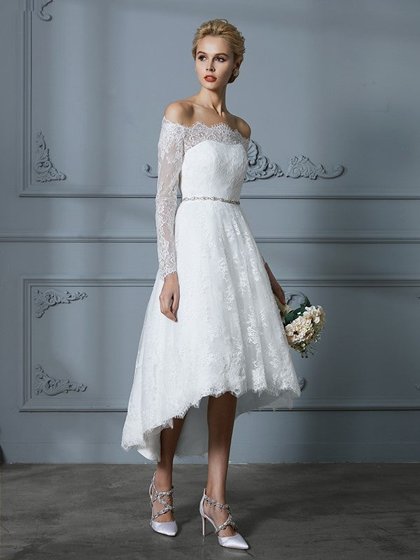Asymmetrical Sleeves Off-the-Shoulder A-Line/Princess Long Lace Wedding Dresses